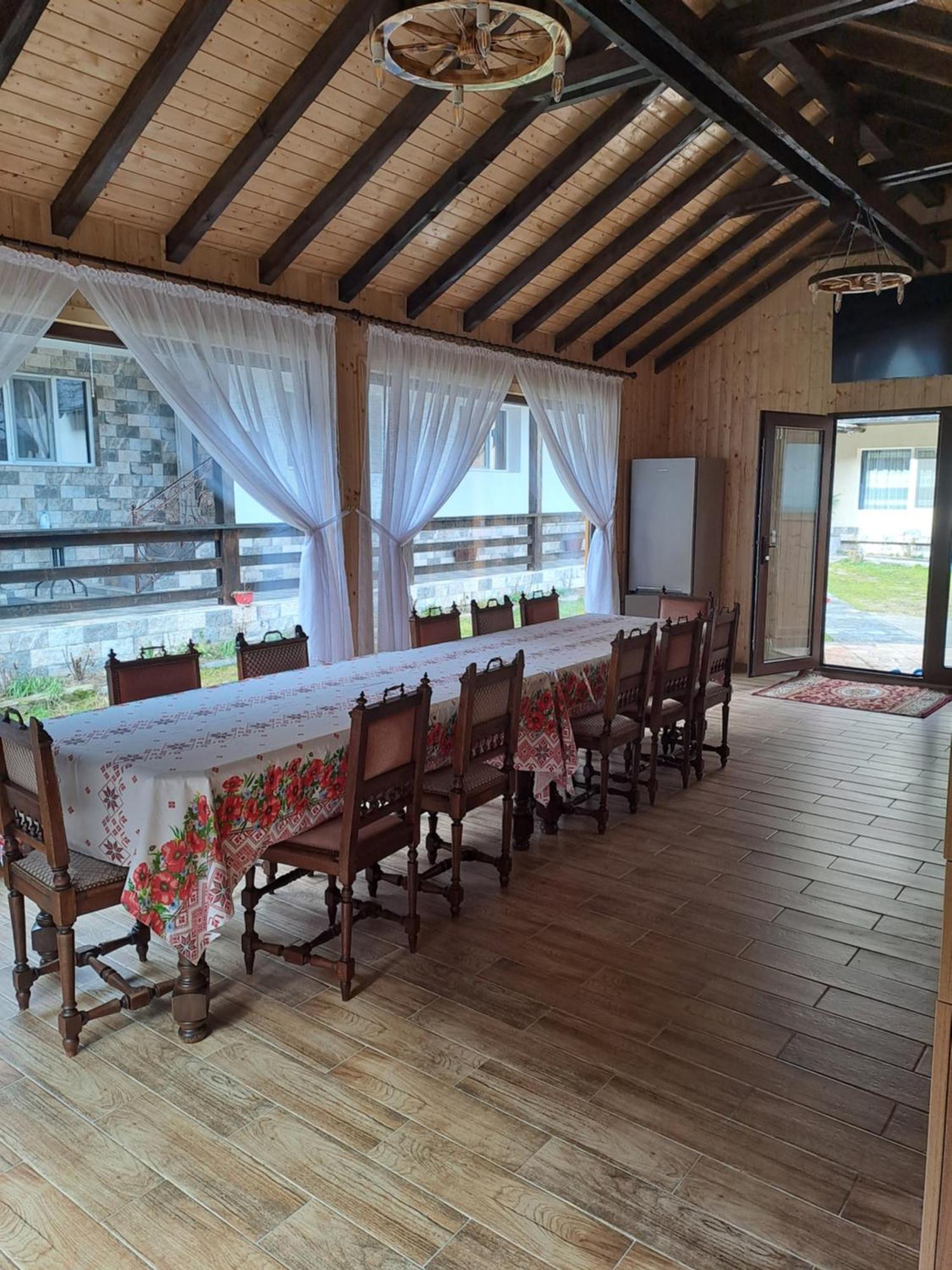 RucărCasa Raul别墅 外观 照片